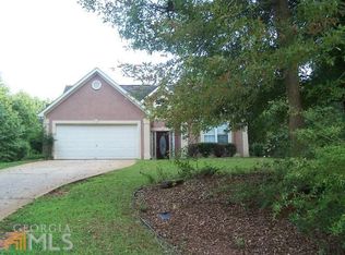 25 McIntosh Estates Ln, Sharpsburg, GA 30277