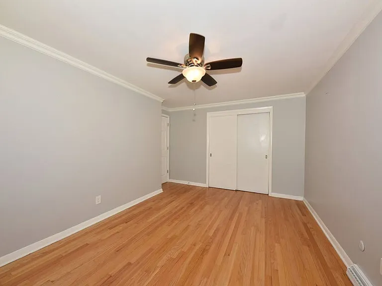 12475 Elmhurst Pkwy — Photo 22
