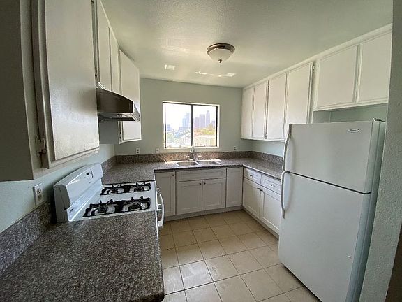 2nd image of 1218 W Sunset Blvd #305