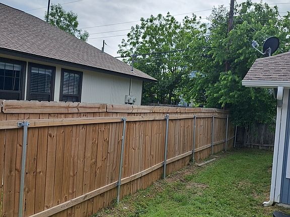3rd image of 1000 Hyridge St #A