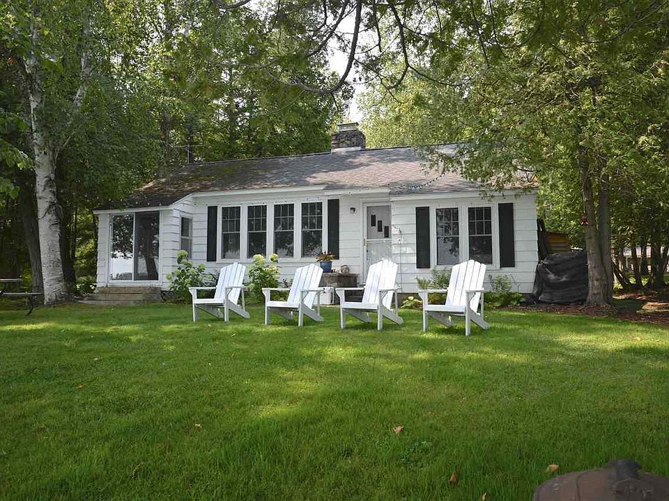 12053 SW Torch Lake Dr, Rapid City, MI 49676 Zillow