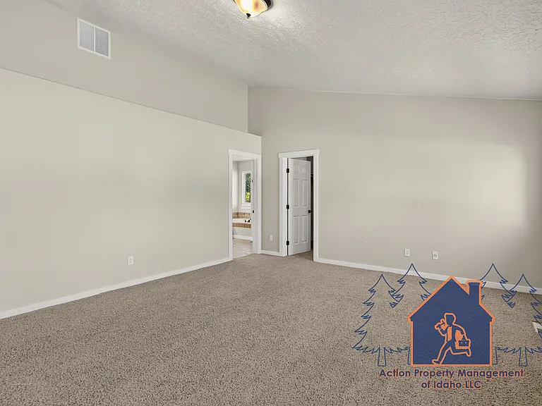 3170 N Lancer Ave — Photo 24