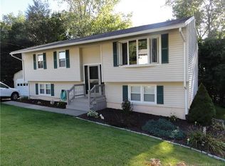 54 Stonehollow Rd, Waterbury, CT 06704