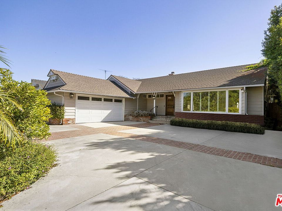 1st image of 3214 Barbydell Dr