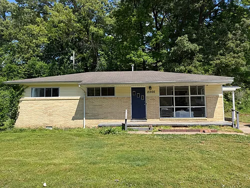 2266 Shade Ave Photo 1
