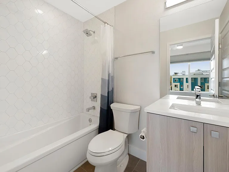 3048 Wilson Ct #2 — Photo 25