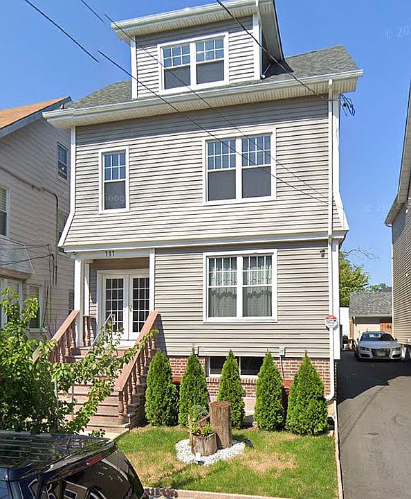 1st image of 111 Paine Ave