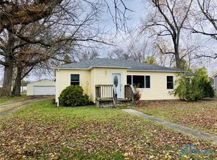 537 W 7th St, Perrysburg, OH