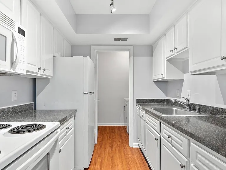 18334 Streamside Dr #101 — Photo 21