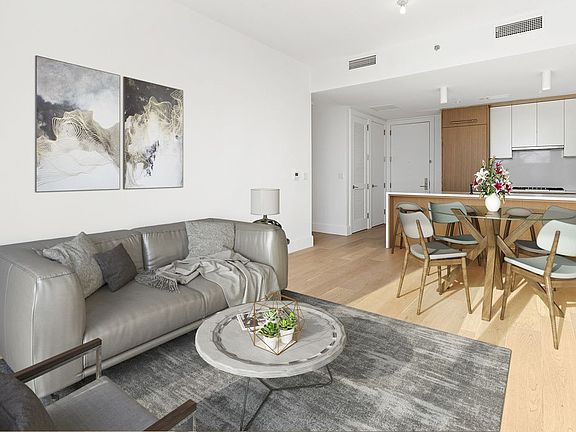 4th image of 2218 Jackson Ave APT 309