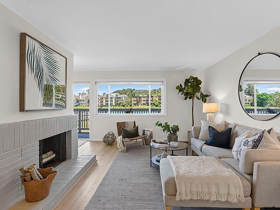 3rd image of 529 Larkspur Plaza Drive