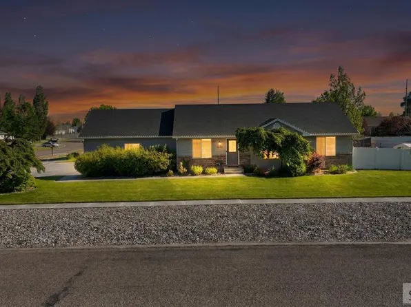 1554 Avon Ln, Idaho Falls, ID 83401