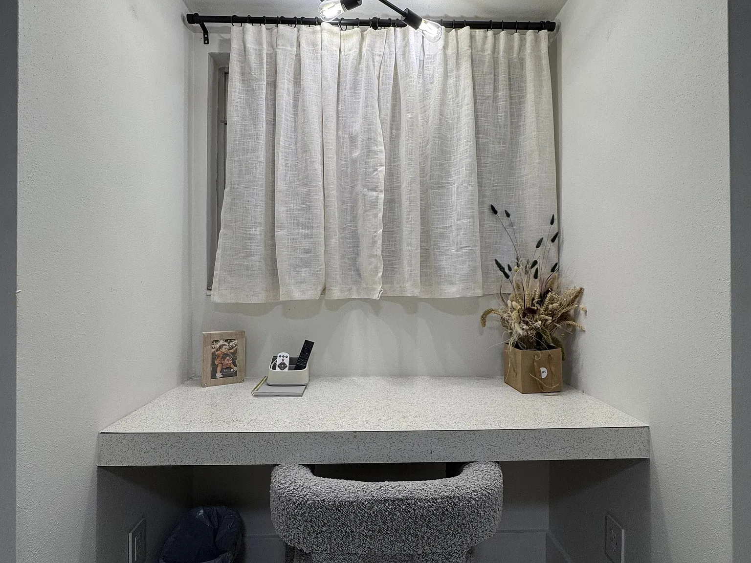 4 bed, 2.0 bath, 1512 sqft, $1,299 — Photo 2