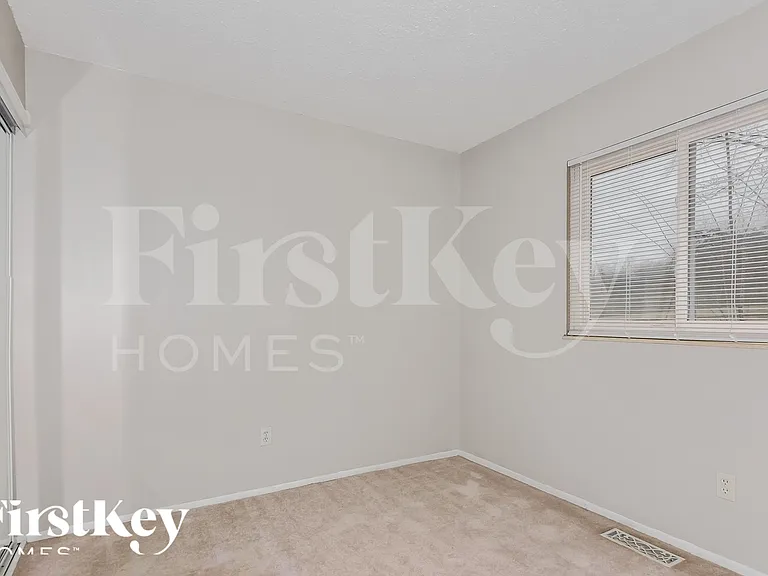 14389 Wild Fox Ct — Photo 11
