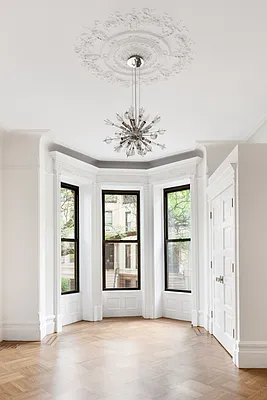 Rented by Compass | media 22