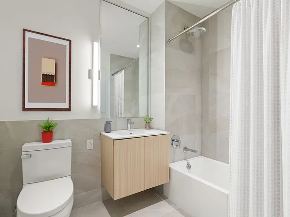 170 West 225th Street image 8 of 22