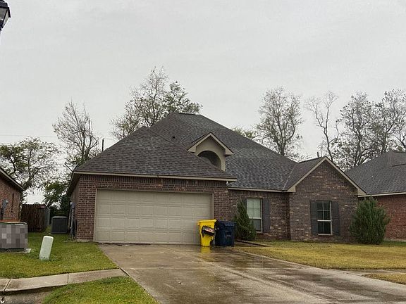 3rd image of 109 Endicott Dr