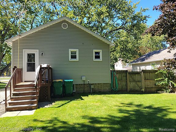4th image of 1449 Goffe St