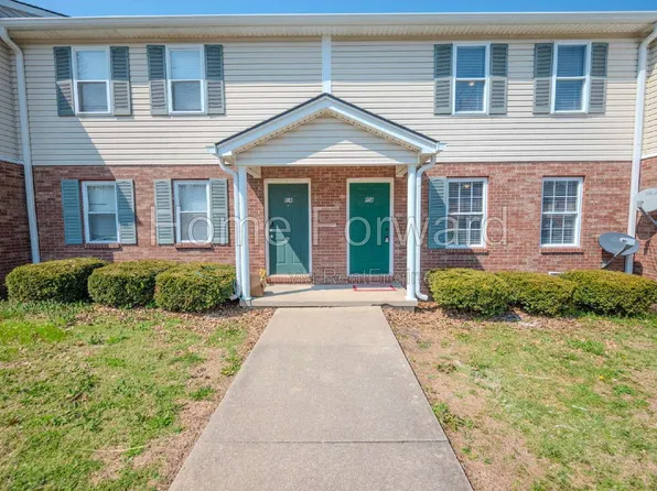 106 Bourbon Hills Dr, Paris, KY 40361
