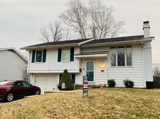 339 Newcastle Dr, Decatur, IL 62526