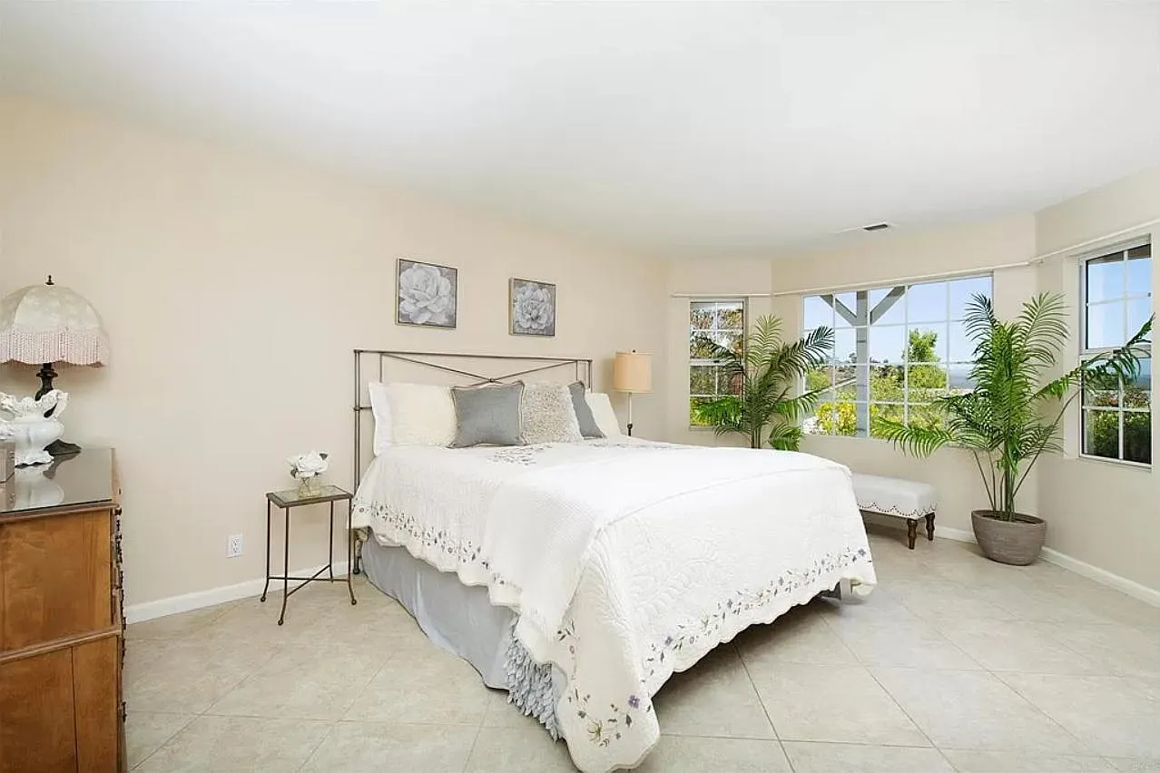 23766 Vista Ramona Rd — Photo 1