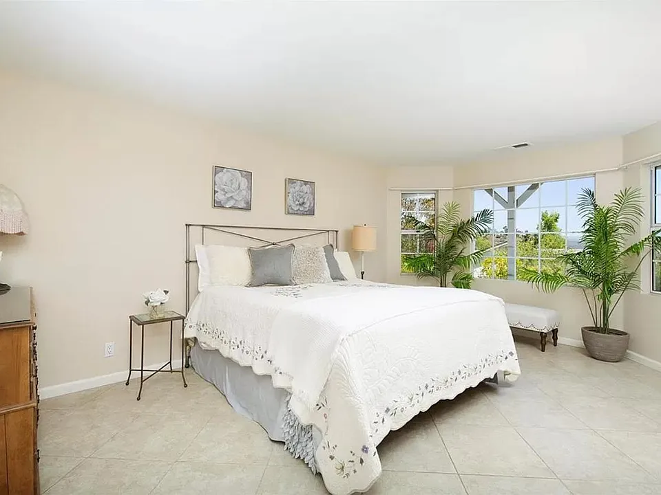 23766 Vista Ramona Rd