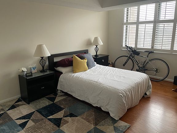 4th image of 3713 George Mason Dr APT 404
