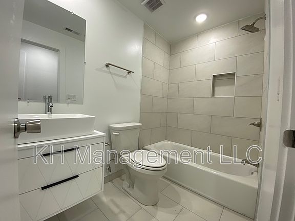 5th image of 3932-36 Mount Vernon St #11