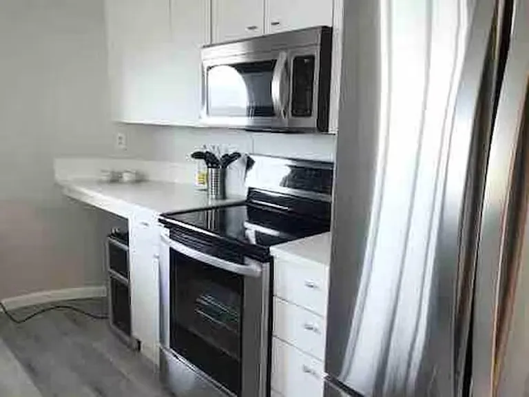 403 Main St #203 — Photo 17