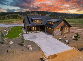 38 Singing Springs Way, Garden Valley, ID 83622