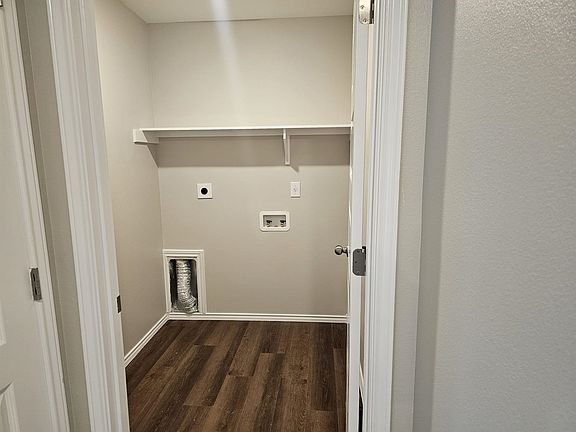 3rd image of 5713 Saint Emma Dr