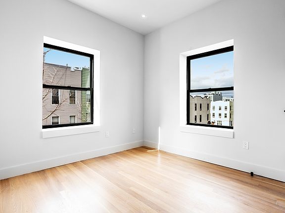 4th image of 287 Powers St #3H