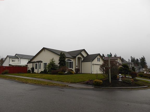 2nd image of 17305 27th Ave E