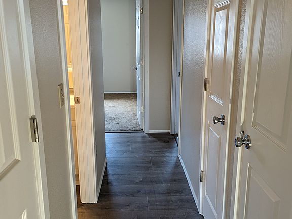 5th image of 2455 Borst Ave #8f0811dfa