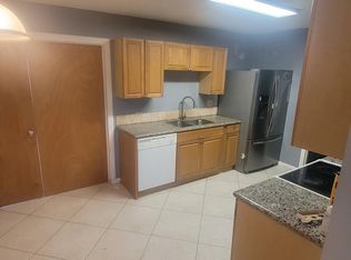 9476 Saddlebrook Dr, Boca Raton, FL 33496