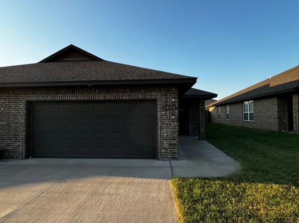 1832 Post Oak Rd, El Reno, OK 73036
