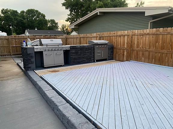 Deck & cook station.