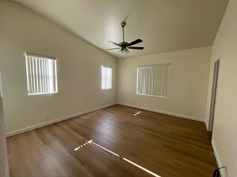 21256 Vidal Ct — Photo 38