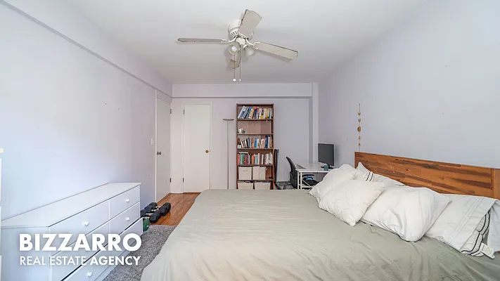 Bedroom, photo 1