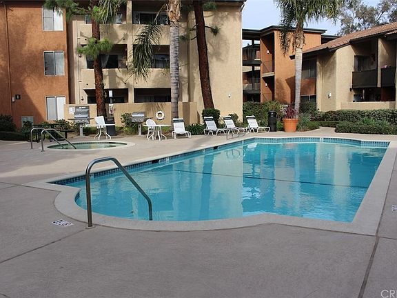 5th image of 15425 Sherman Way APT 225