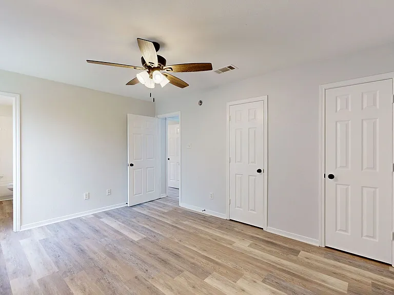 1406 Van Zanten Ct #B — Photo 17