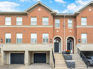 8038 Yonge St TOWNHOUSE 25, Vaughan, ON L4J1W3