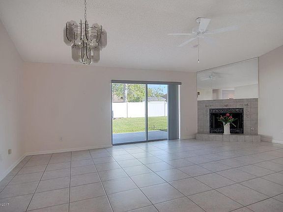 2nd image of 2697 Empire Ave