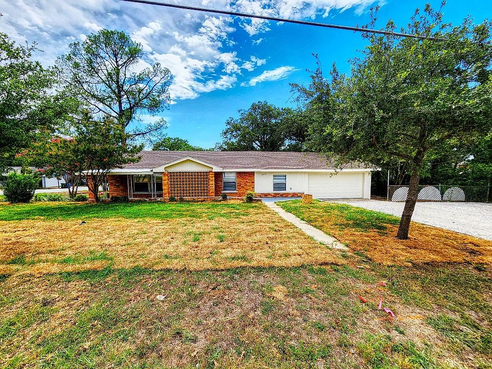 1st image of 301 Harbor Ln