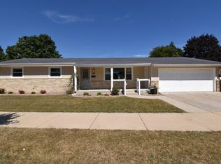 5020 Kinzie Ave, Racine, WI 53406