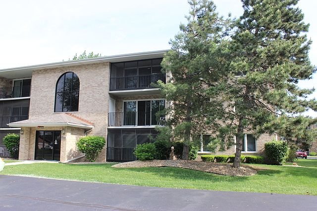 1st image of 4950 W 134th Ct APT 512