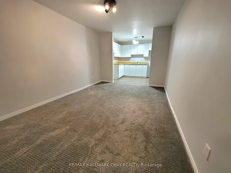 30 Orwell Cres — Photo 20
