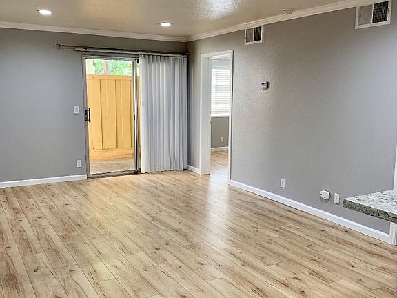 4th image of 259 N Capitol Ave Unit 111