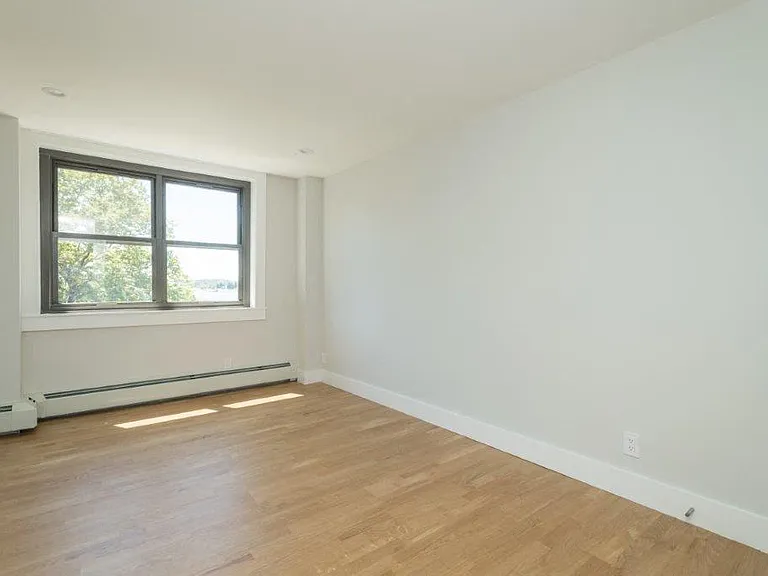 Carson Tower — Photo 97