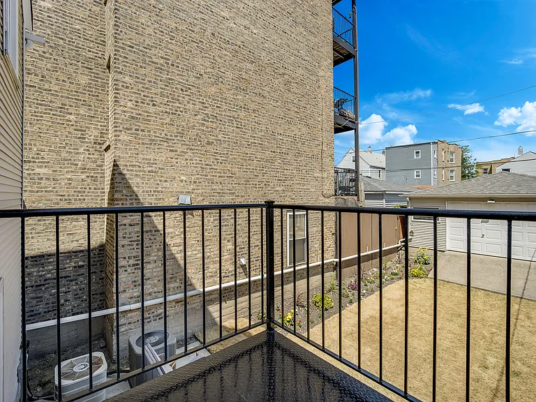 1933 N Monticello Ave #1 — Photo 14